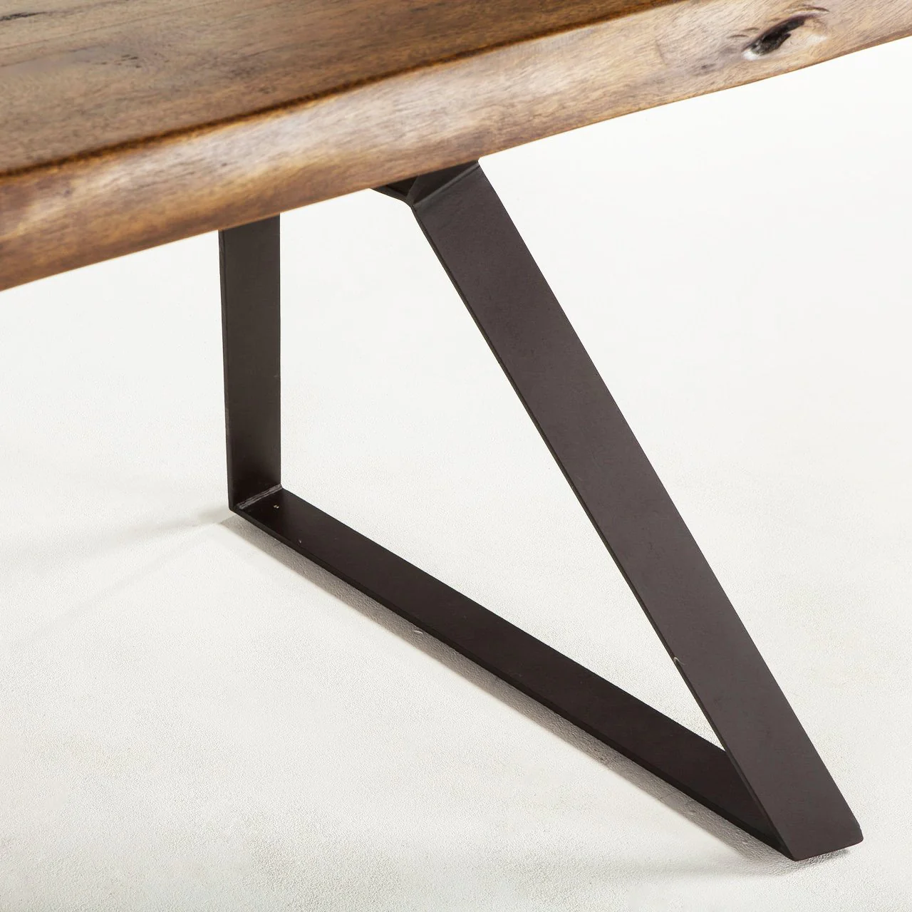 London Loft Dining Table - Image 4