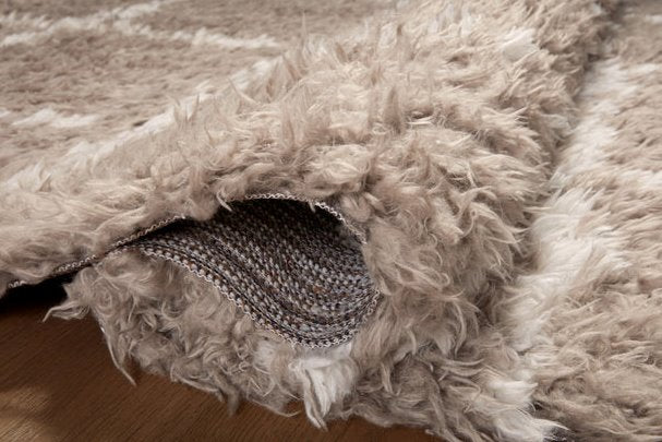 Angela Rose X Loloi Amira Rug in Khaki/Ivory - Image 4