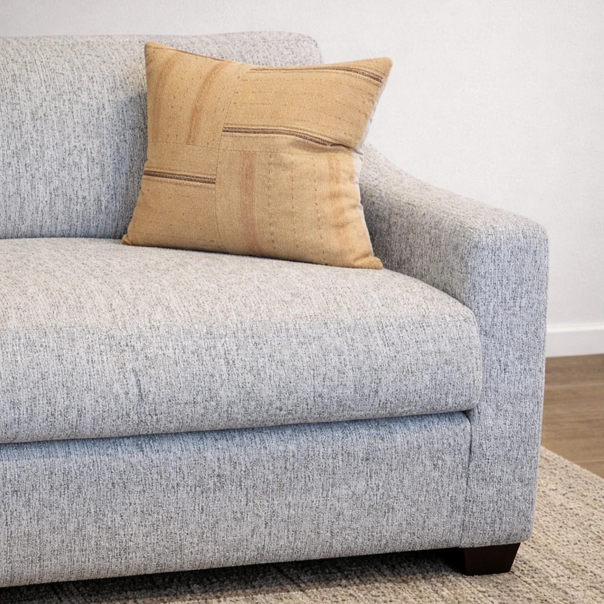 Bellflower Grand Sofa - Image 3