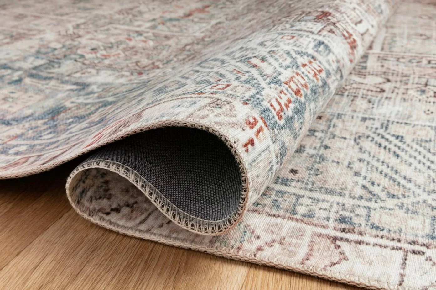 Chris Loves Julia  X Loloi Jules Rug in Natural/Ocean - Image 4