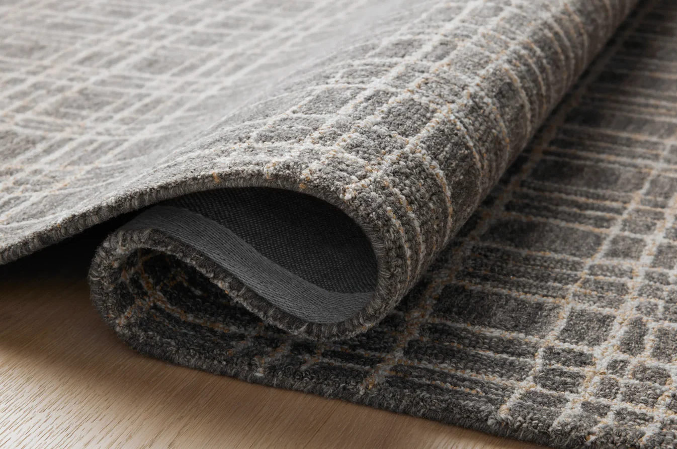 Chris Loves Julia X Loloi Polly Rug in Graphite/Pebble - Image 4