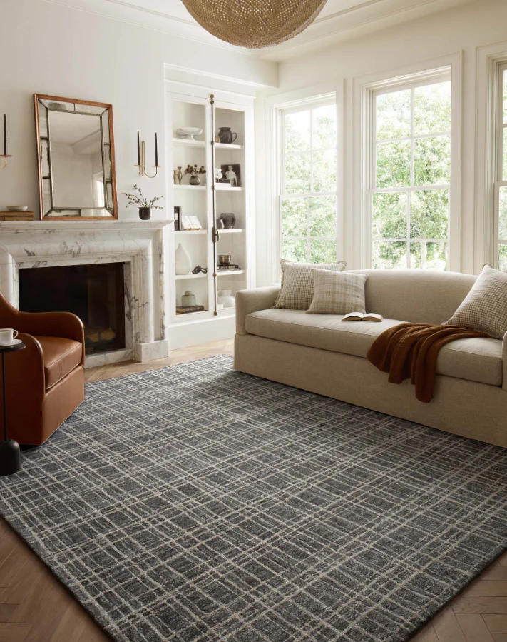 Chris Loves Julia X Loloi Polly Rug in Graphite/Pebble - Image 6
