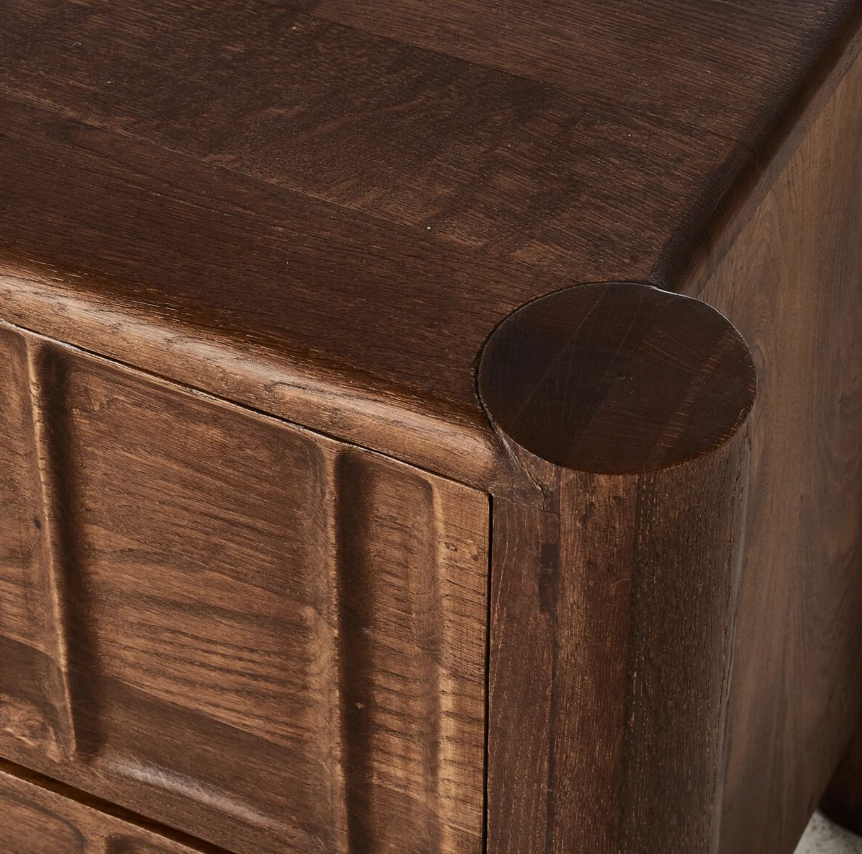 Ezri Nightstand - Image 5