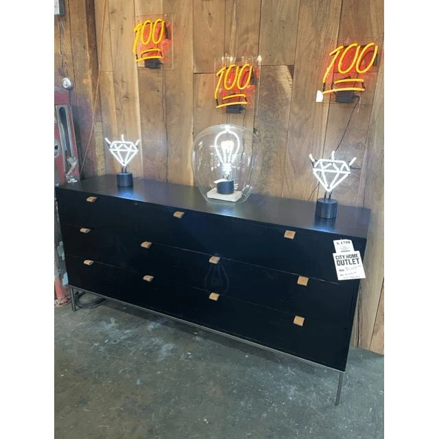 Final Sale - Trey 7 Drawer Dresser