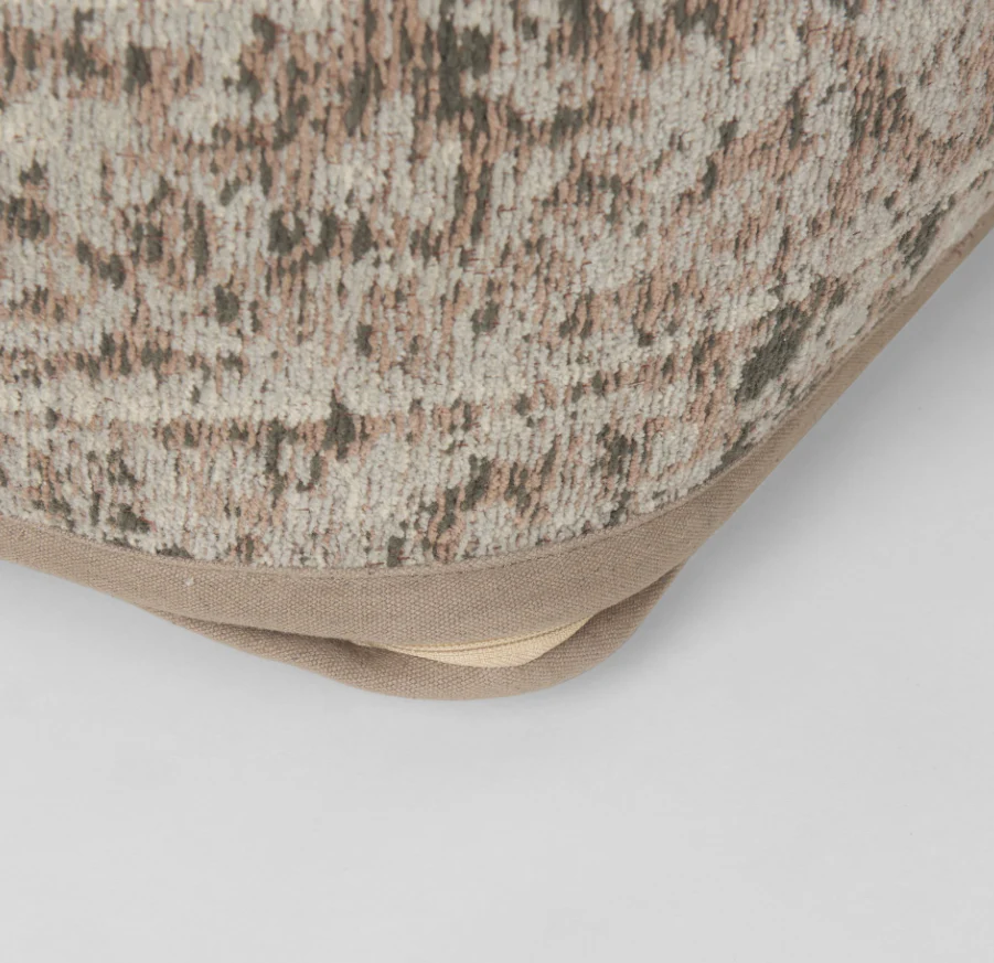 Khloe Pouf - Image 8