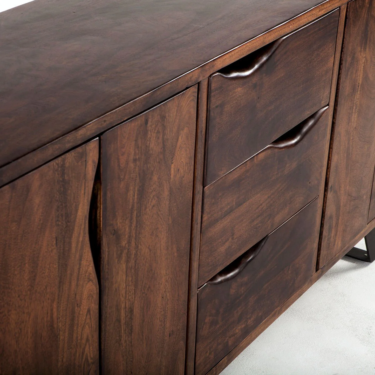 London Loft Sideboard - Image 3