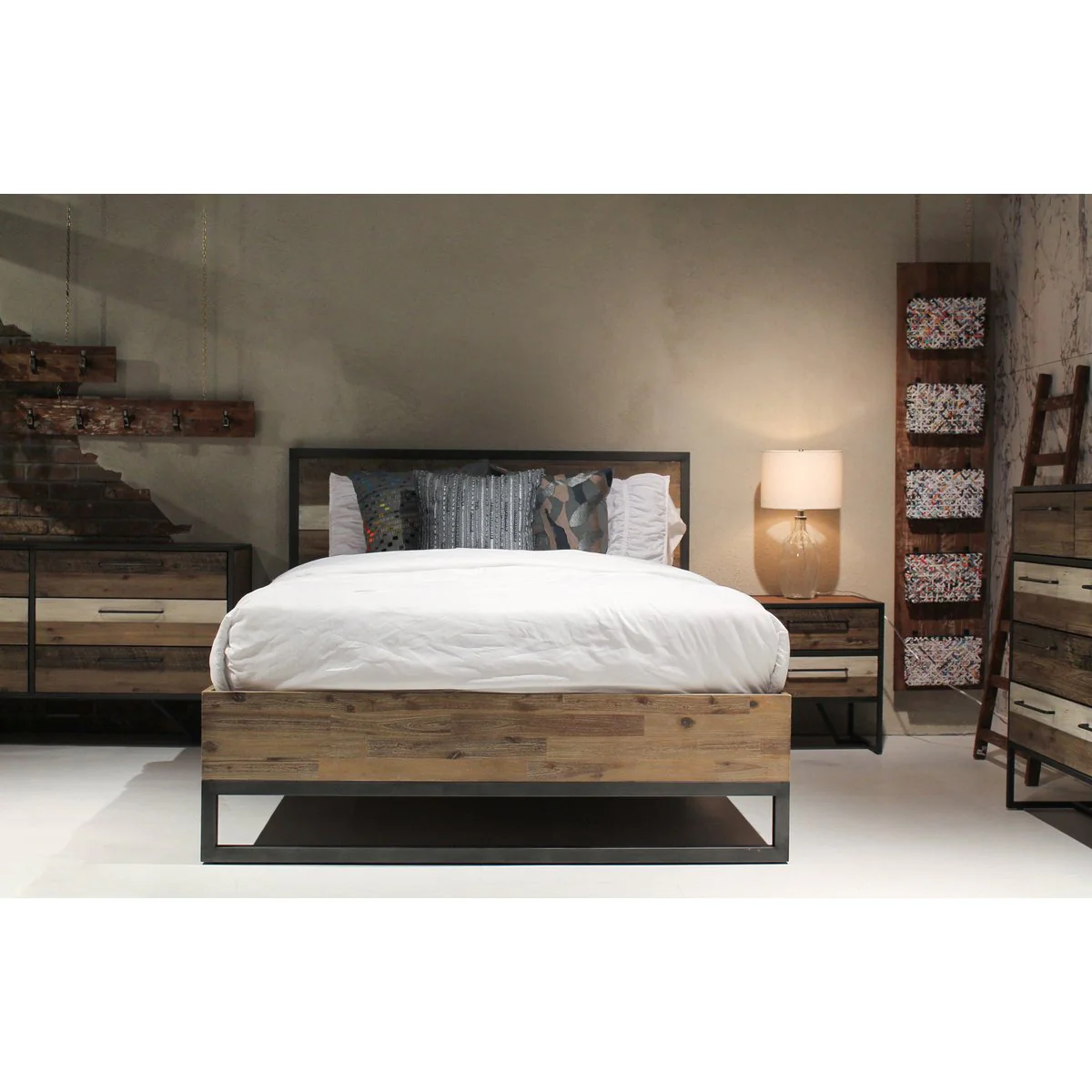 Metro Havana Bedroom Collection - Image 6