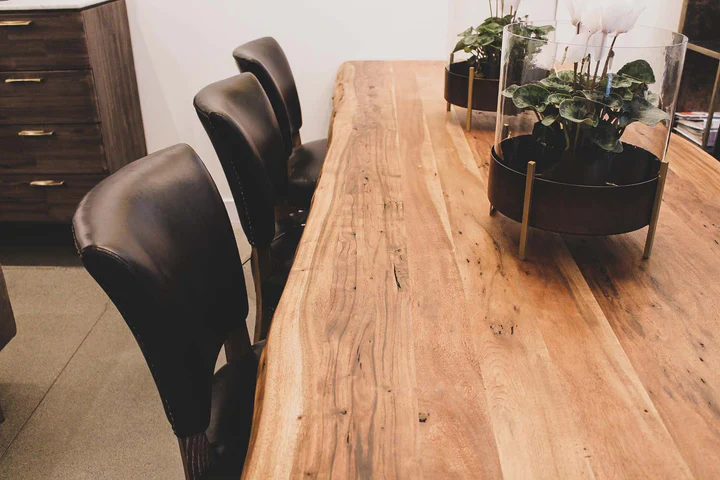 Restore Dining Table in Solid Acacia - Image 9