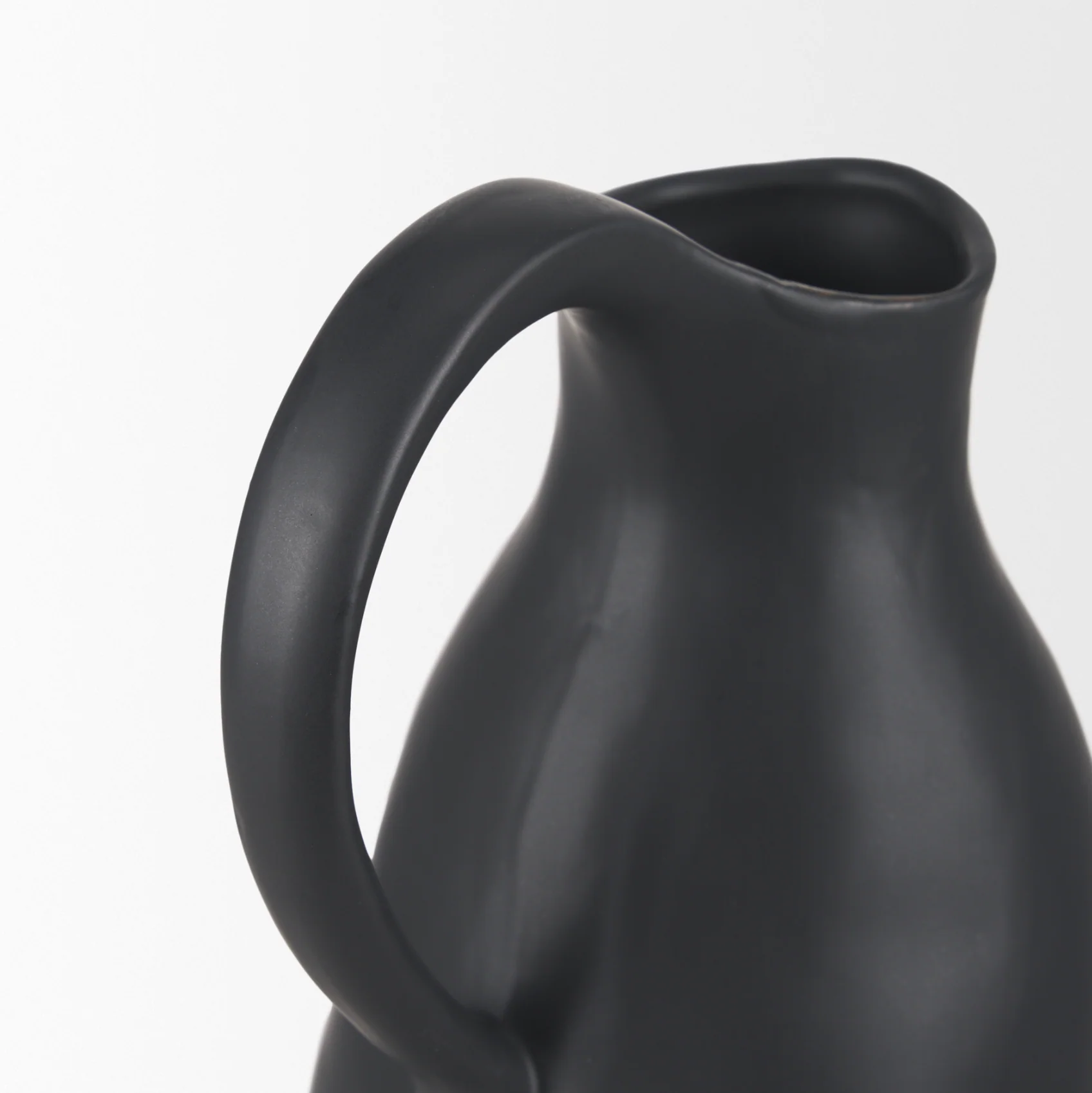 Valora Ceramic Vase - Image 5